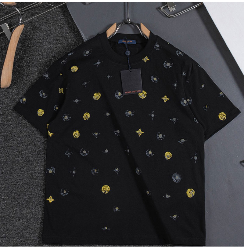LOUIS VUITTON-06083 루이비통 2026SS 남성용 티셔츠(2컬러)