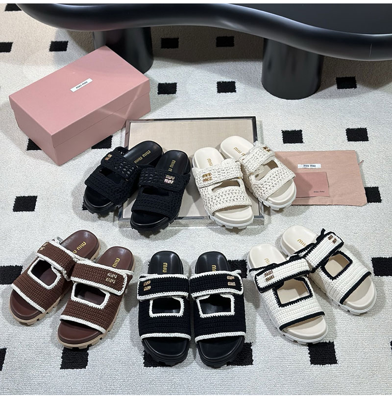 DIOR-06109 미우미우 2026SS 이른 봄/여름  벨크로 샌들