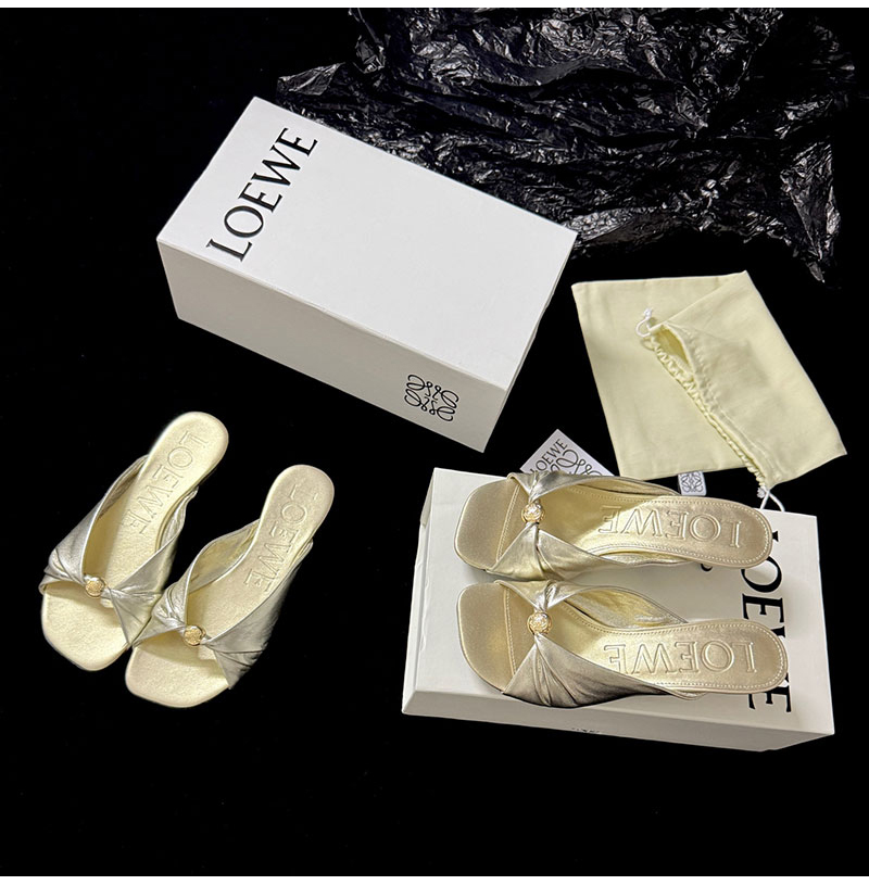 LOEWE-06294 로에베 2026SS 뒤틀린 양가죽 플랫 슬리퍼